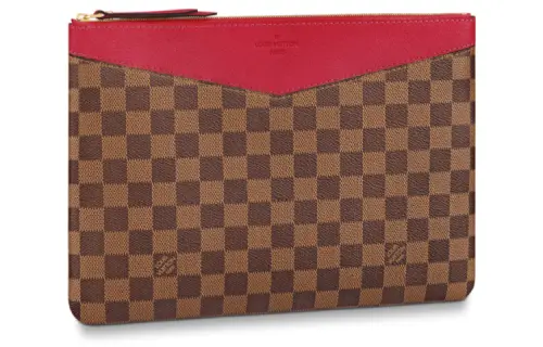 LOUIS VUITTON Clutches