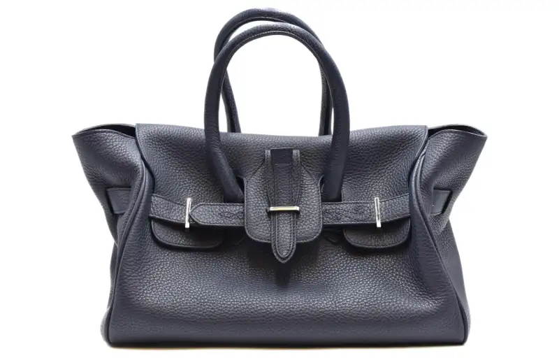 Golden Goose Flap Closure Grain Hammered Texture Calfskin Handbag Women's Black