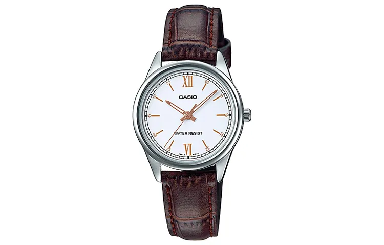 CASIO Women's Standard Series White Watch LTP-V005L-7B3U