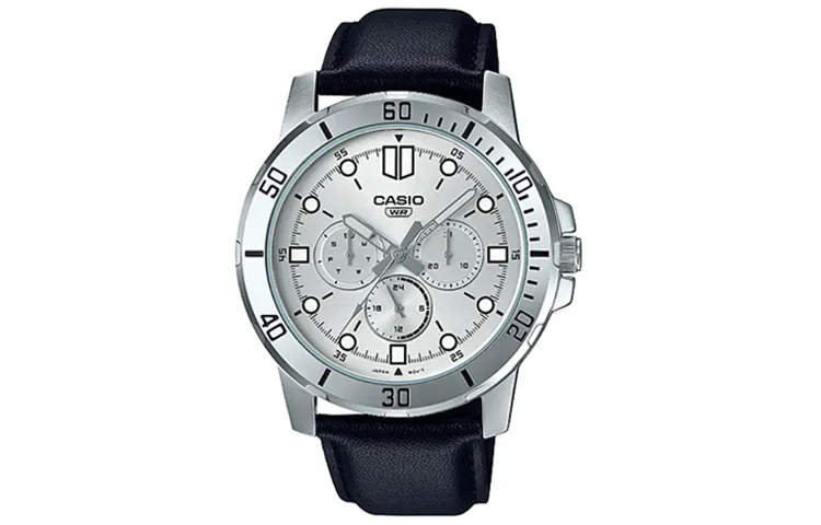 CASIO Men Standard Series Silver Watch MTP-VD300L-7E
