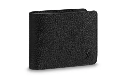 LOUIS VUITTON Multiple Wallet 3 Card Slot Taurillon Black