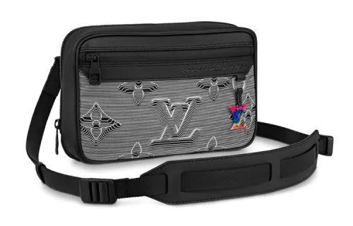LOUIS VUITTON Expandable Messenger Monogram 3D Gray/Black