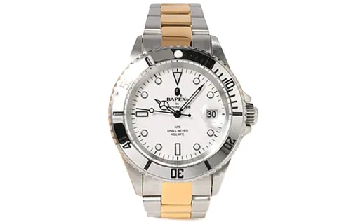 A BATHING APE Type 1 Bapex Watch Silver/Gold
