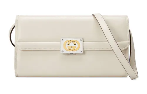 GUCCI Shoulder Bags