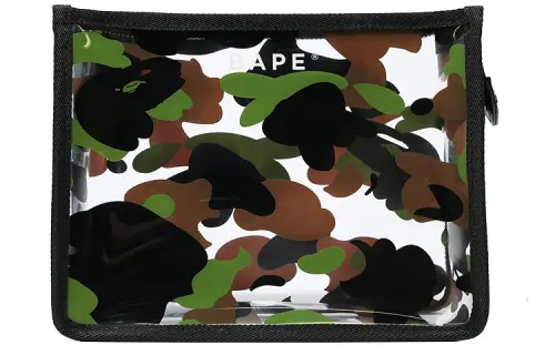 A BATHING APE Pu Clutch Unisex Green