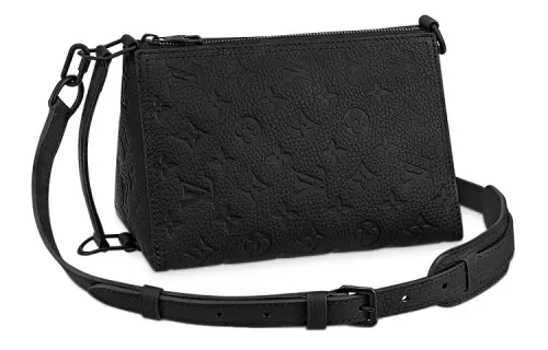 LOUIS VUITTON Triangle Bullock Leather Messenger Bag, Shoulder Bag, Crossbody Bag Regular Men's Black