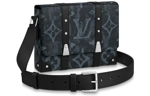 LOUIS VUITTON Monogram Pastel Noir Canvas Trunk Messenger