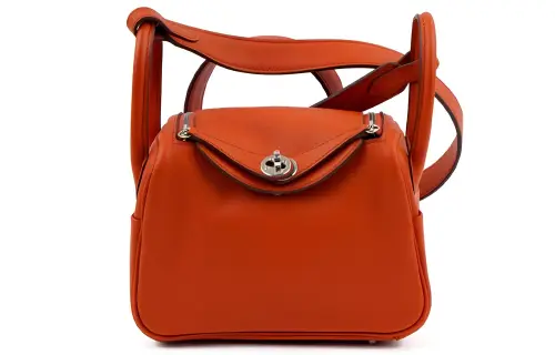 HERMES Lindy Swift Calfskin Handbag 19 Women's Terre Battue/Sesame Red/Sesame