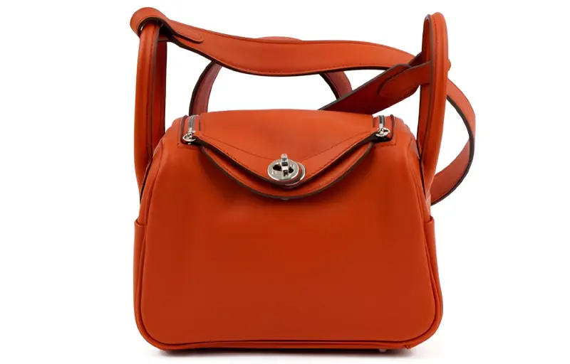 HERMES Lindy Swift Calfskin Handbag 19 Women's Terre Battue/Sesame Red/Sesame