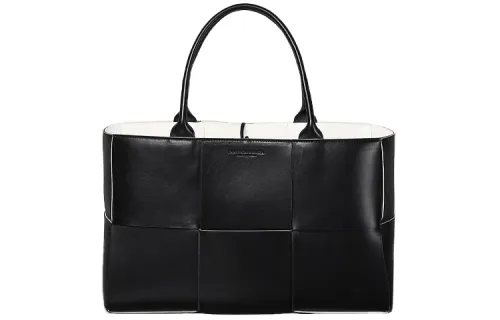 Bottega Veneta ARCO Leather Handbag Women's Black