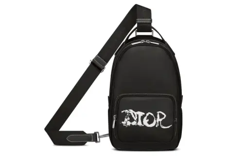 DIOR Shoulder Bags