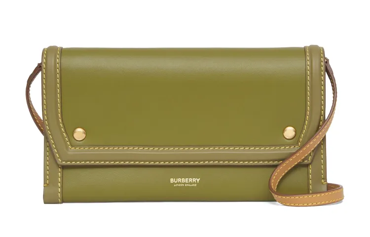 Burberry Leather Cell Phone Protective Cover And Pouch Regular Women's Juniper Green