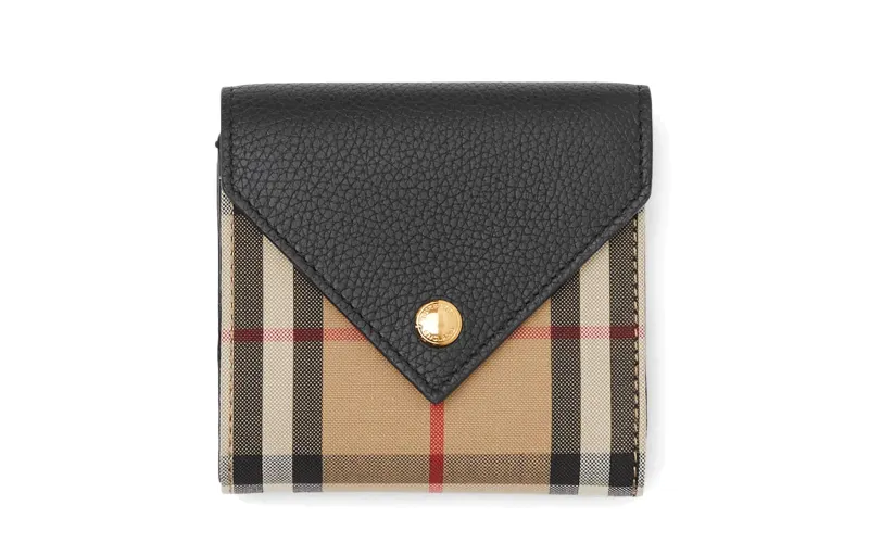 Burberry Leather Wallet Women's Black Brown