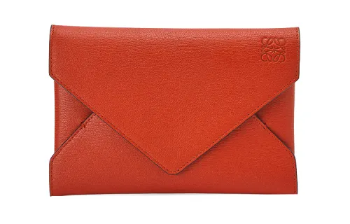 LOEWE Clutches