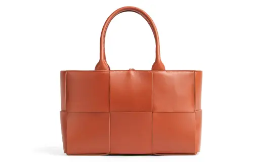 Bottega Veneta ARCO Woven Sheepskin Handbag Regular Women's Maple Leaf Brown