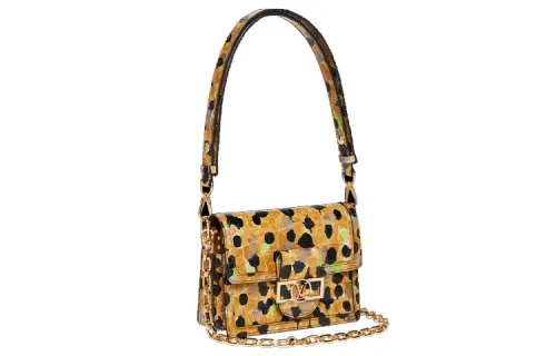 LOUIS VUITTON Dauphine Shoulder Bags