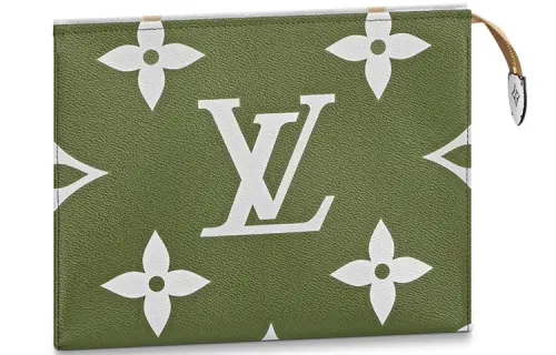 LOUIS VUITTON Toiletry Pouch 26 Monogram Giant Khaki