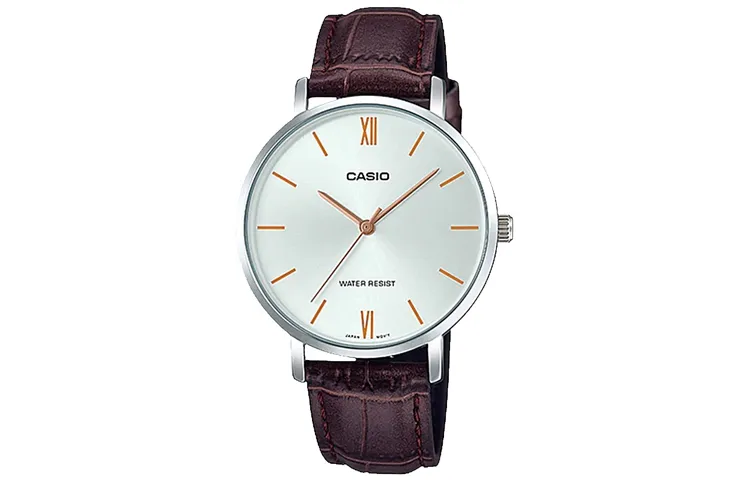 CASIO Women's Standard Series White Watch LTP-VT01L-7B2