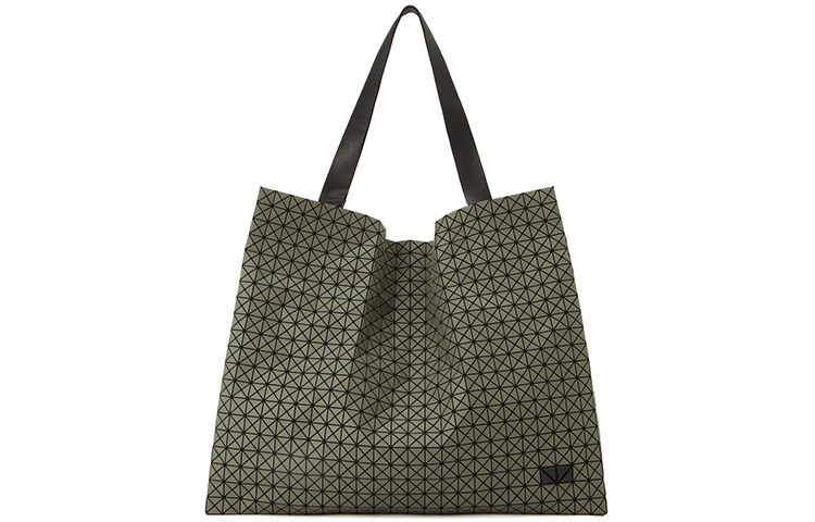 ISSEY MIYAKE Matte capacious shopping bag, big green one-shoulder bag for men and women
