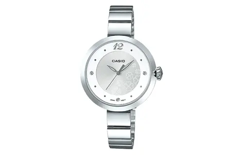 CASIO Women's Standard Series Silver Watch LTP-E154D-7A