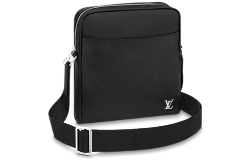 LOUIS VUITTON Cow Leather Messenger Bag, Shoulder Bag Men's Black