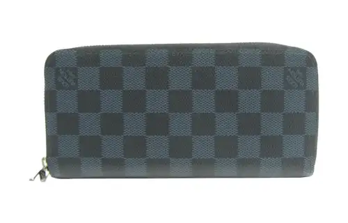 LOUIS VUITTON Wallets