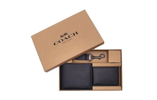 COACH Compact Calfskin Card Holder Wallet Men's Black