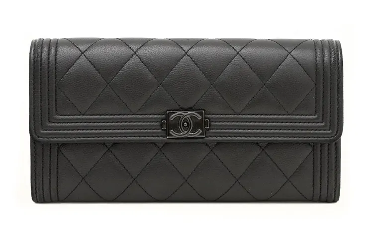 CHANEL LeboySo Black Leather Card Holder, Wallet Women's Black