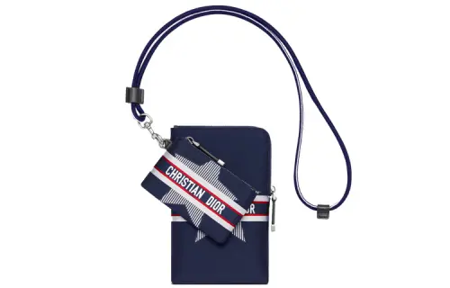 DIOR Travel Clutches