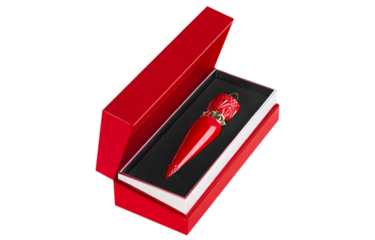 Косметика Christian Louboutin