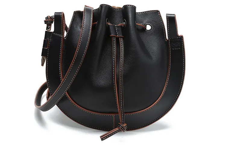 LOEWE Cow Leather Horseshoe Shoulder Bag, Crossbody Bag Women's Black