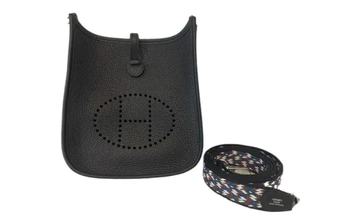 HERMES Evelyne Taurillon Maurice Bullock Leather Crossbody Bag, Shoulder Bag 16 Women's Black