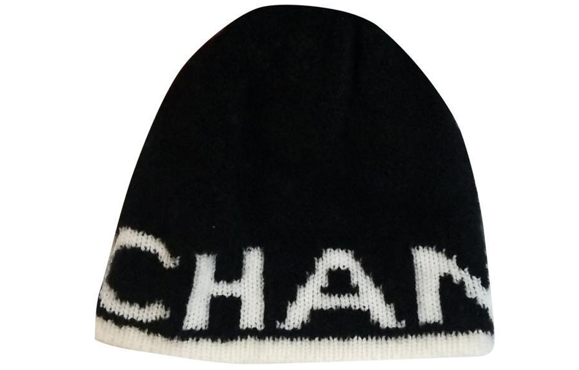 Головные уборы Chanel