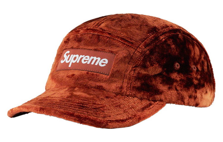 Кепки Supreme