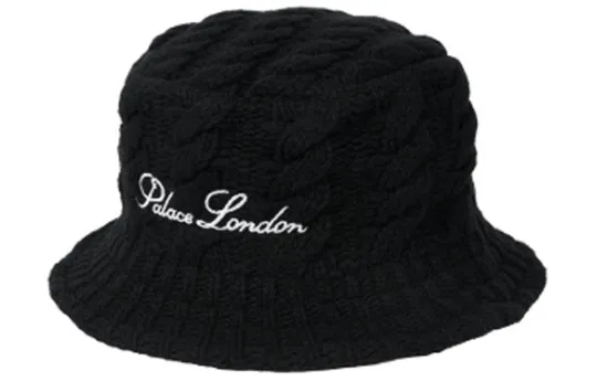 PALACE Cable Knit Bucket Hat