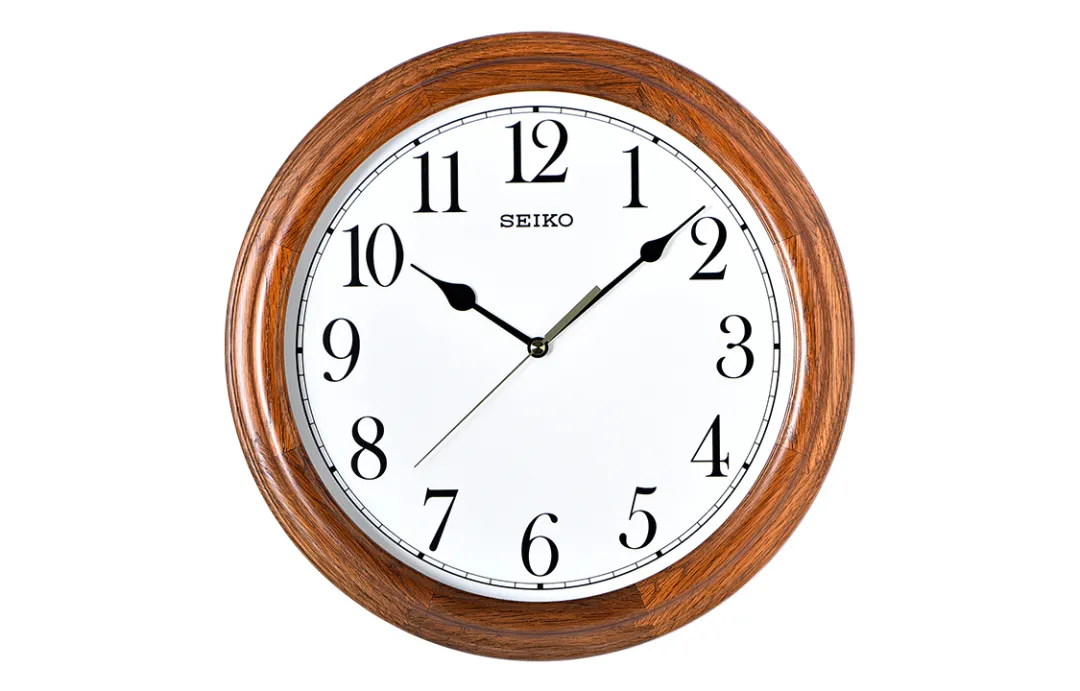 SEIKO Quartz Movement Oak Wall Clock Unisex White