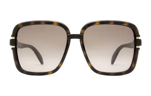 tortoise-shell oversized sunglasses