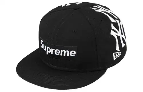 Supreme New York Yankees Box Logo New Era