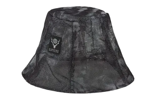 Supreme South2 West8 Bush Tulip hat