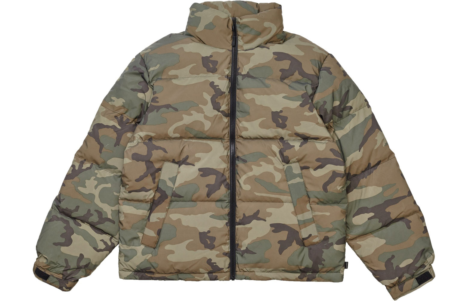 Supreme FW18 Reflective Camo Woodland Down jacket    