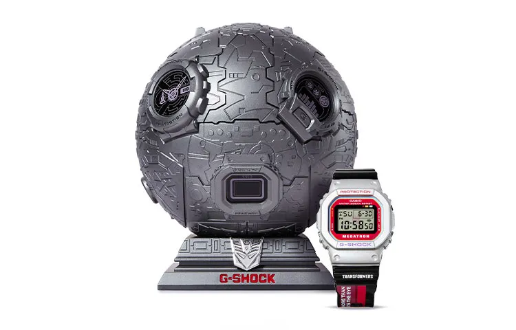 CASIO Men G-SQUAD Series Gray Watch