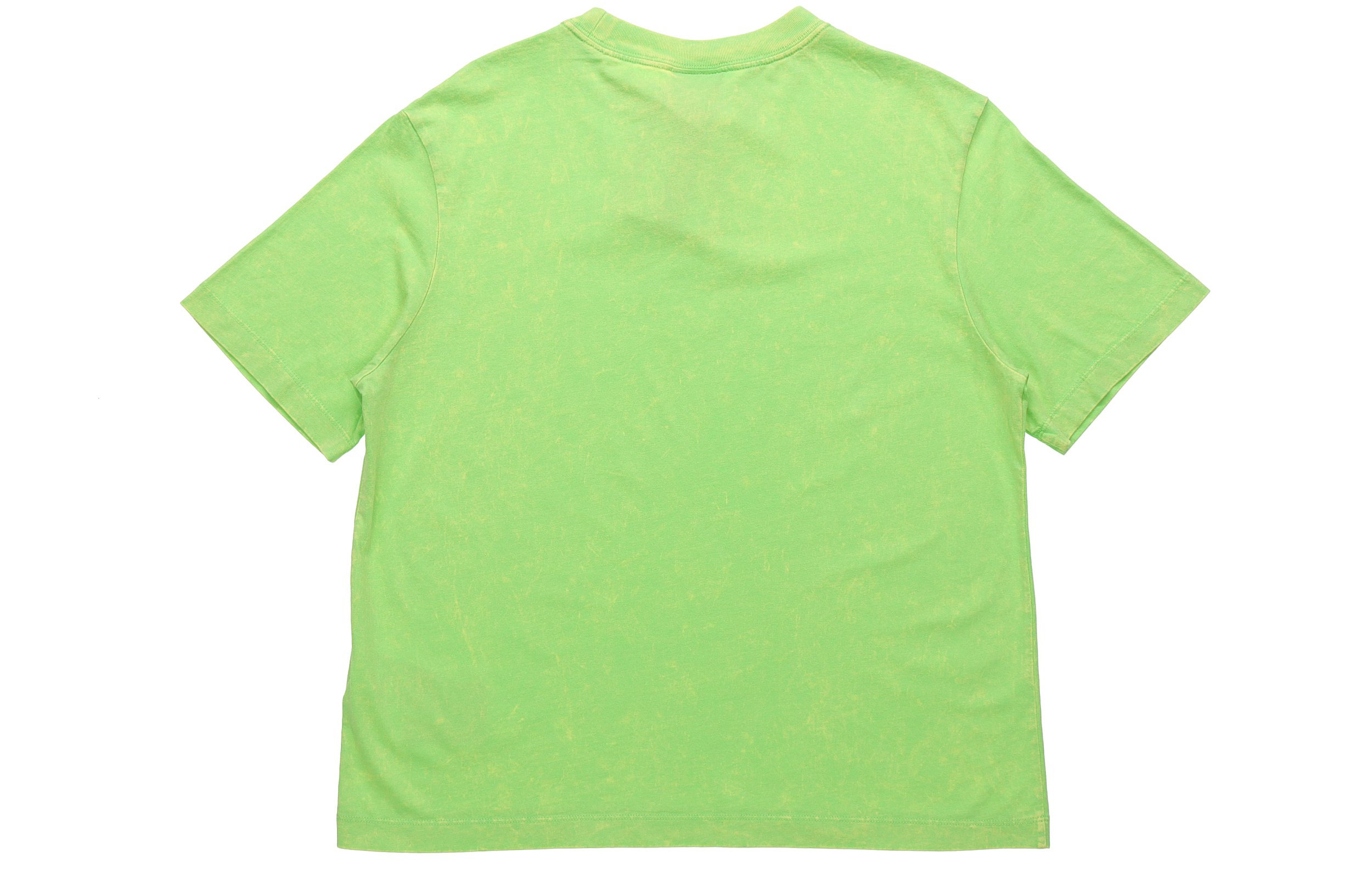Женская футболка Nike Nse Essntl Tee (зеленая) — фото 2