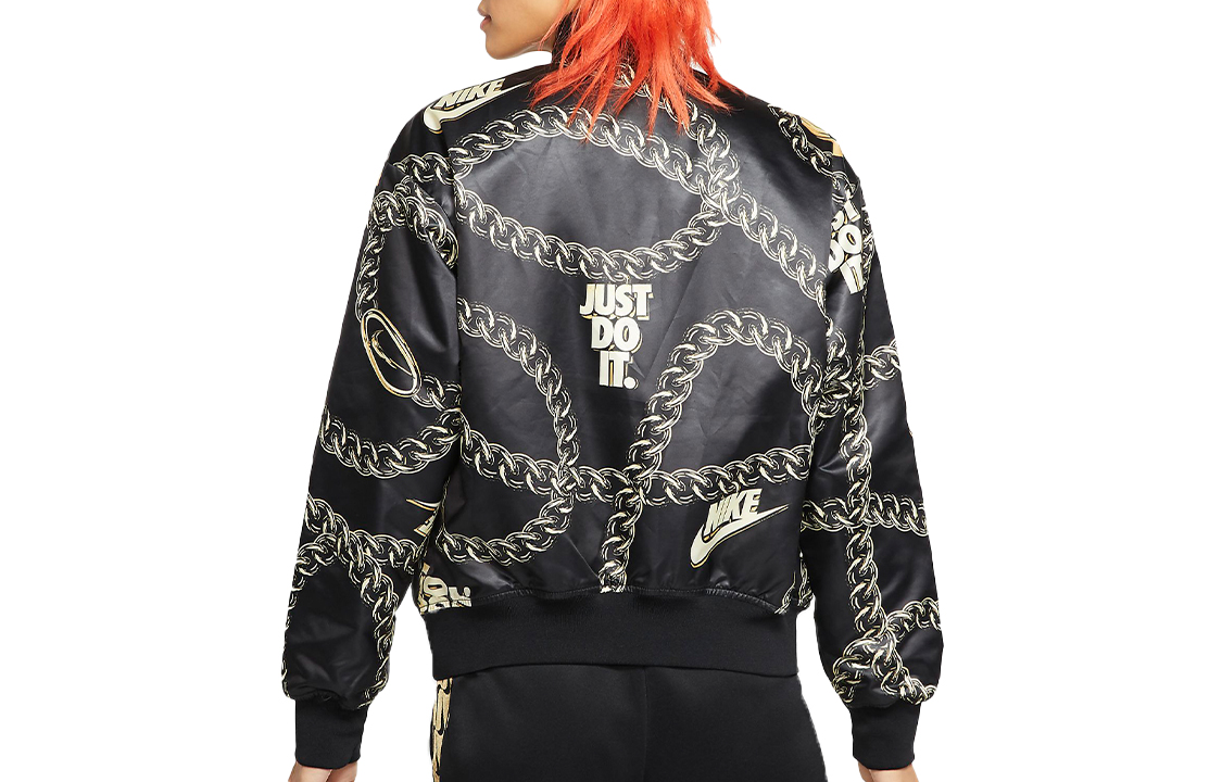 Женская куртка Nike Sportswear Synthetic Fill Icon Clash (черная) — фото 6