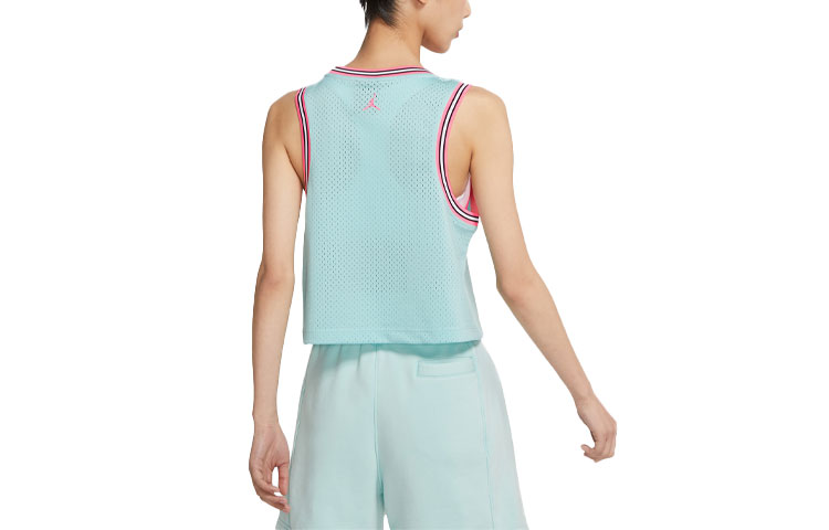 Jordan Women’ss Essential Jersey Light Dew