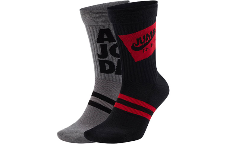Top 10 Stylish Socks to Pair with Your Jordans in 2025