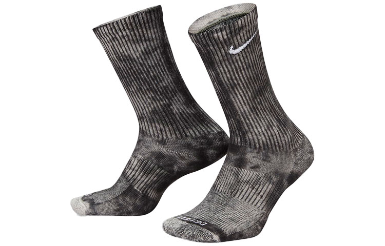Nike Everyday Plus   1