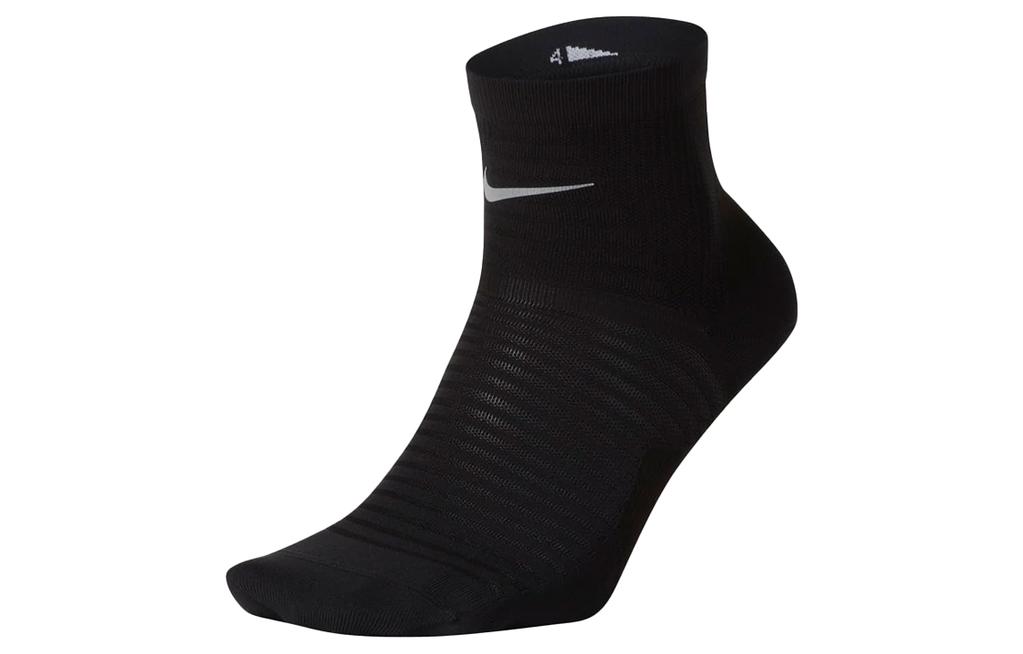 Nike Spark Lightweight logo  1