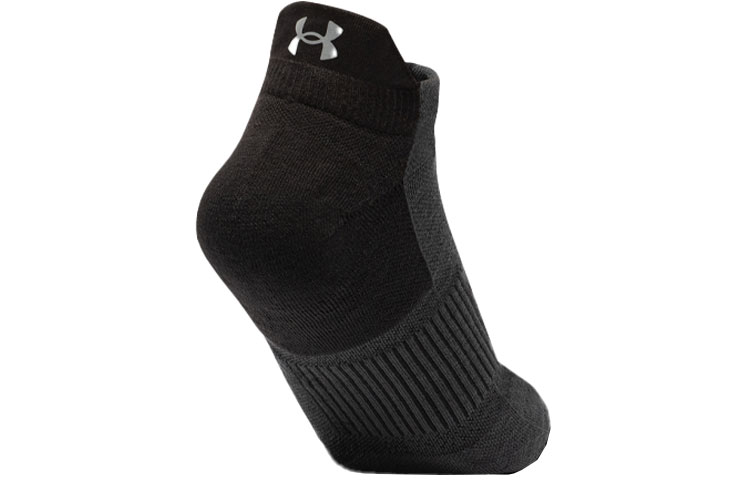 Under Armour Dry No Show   1