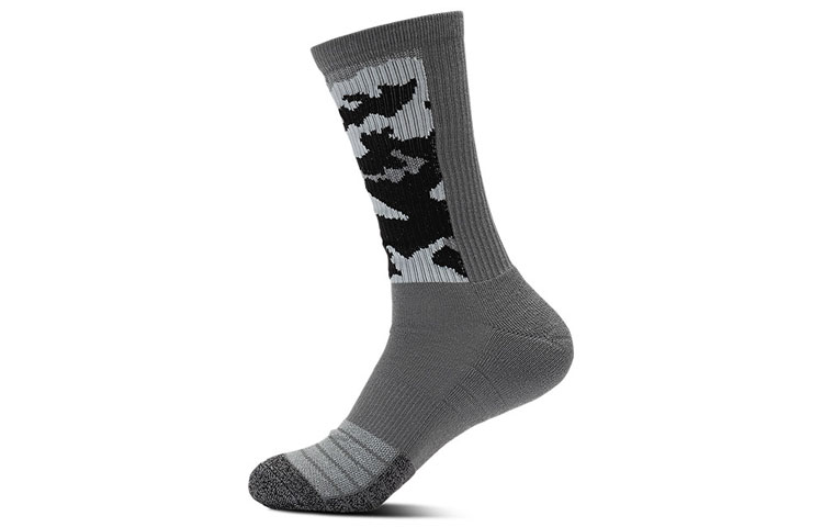 Under Armour Novelty Crew   3