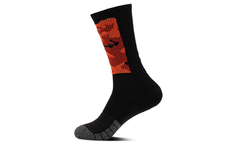 Under Armour Novelty Crew   3